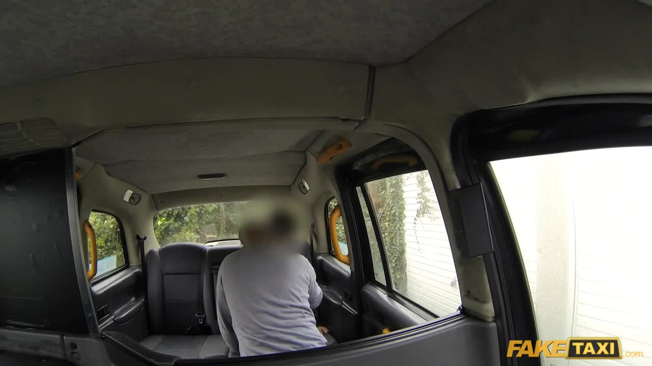 tight cute amateur blowjob