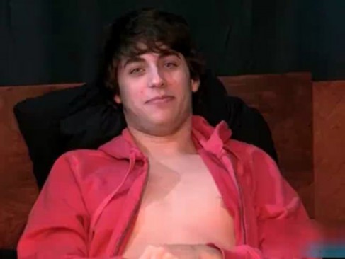 Hot Twink Jerking His Great Cock Gay Porno