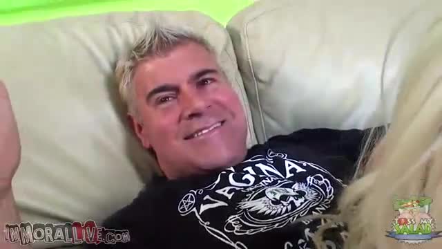 Britney Sucks Cock While Tia Eats Ass