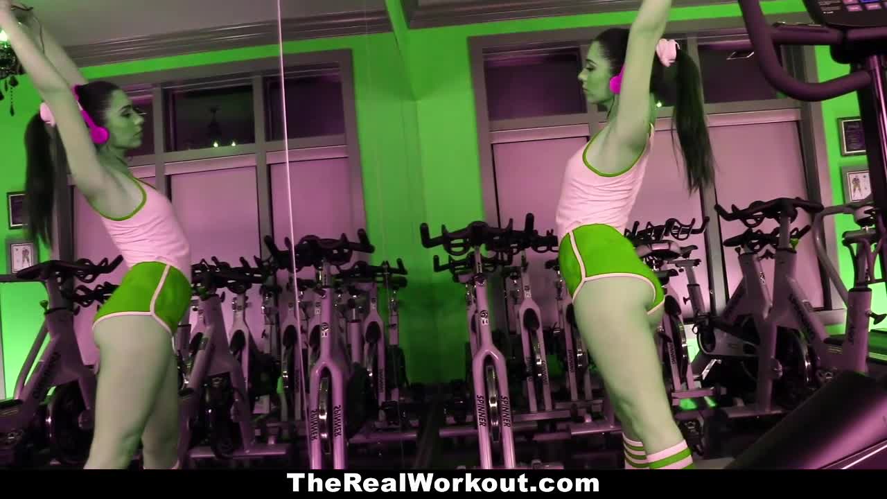 Therealworkout Slutty Teen Fucked At The Gym